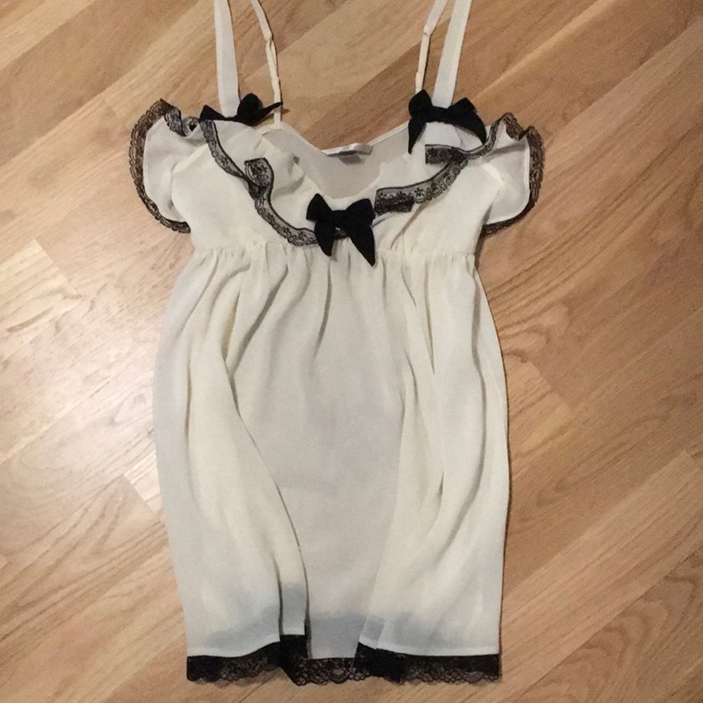 Victoria’s Secret babydoll Black and white size S